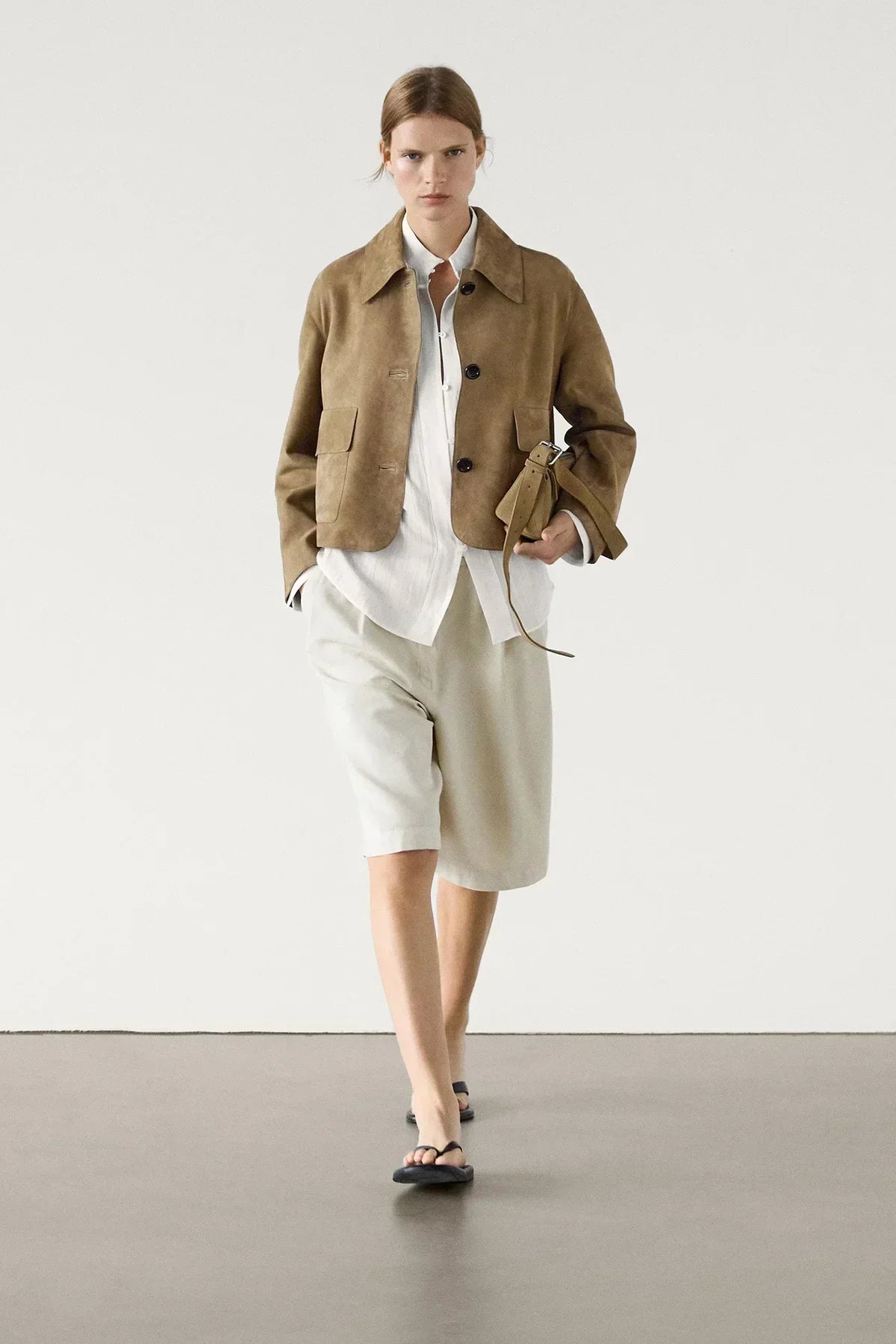 Dam Blus med Krage och Långa Ärmar i Andningsbart Material-5