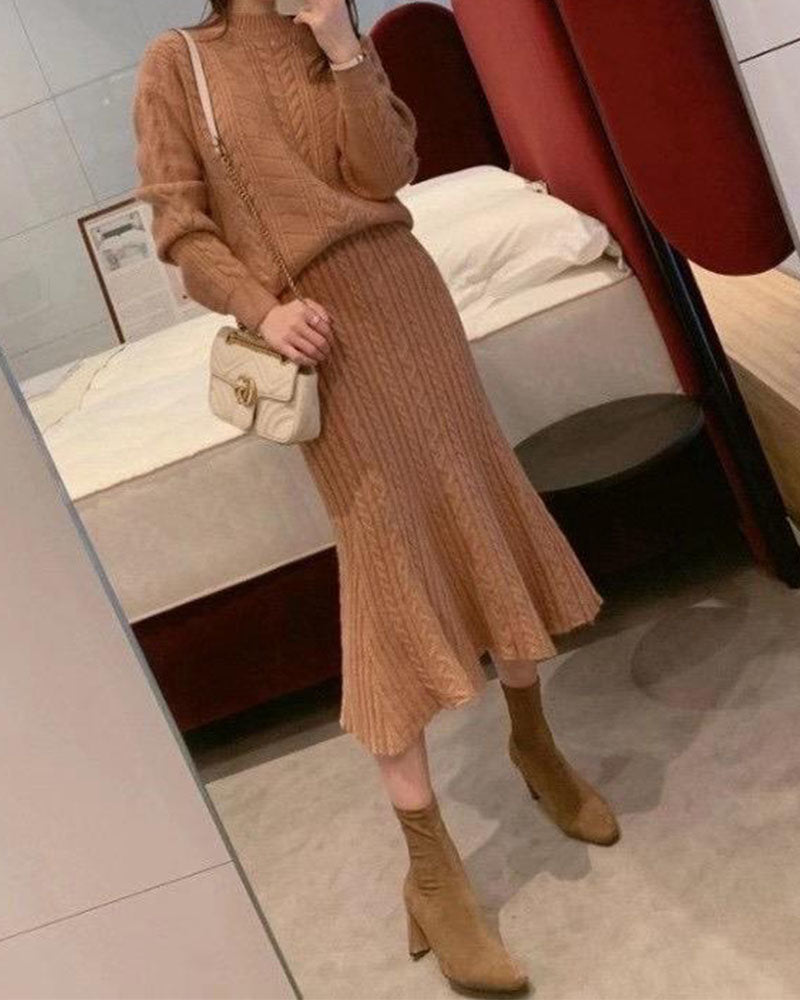 Variant image for Mjukisset Dam Stickad Topp och Kjol i Akryl-2