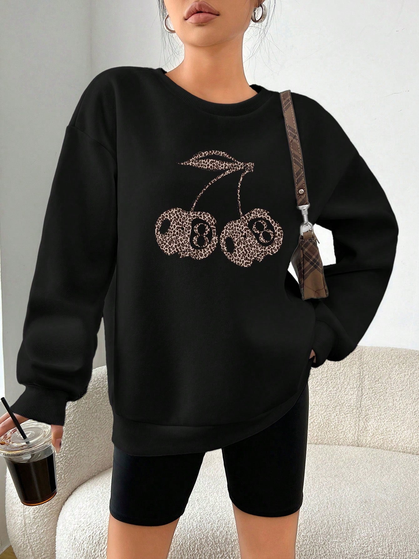 Dam Sweatshirt Oversized Ribbad Leopard- och Körsbärsmotiv-6