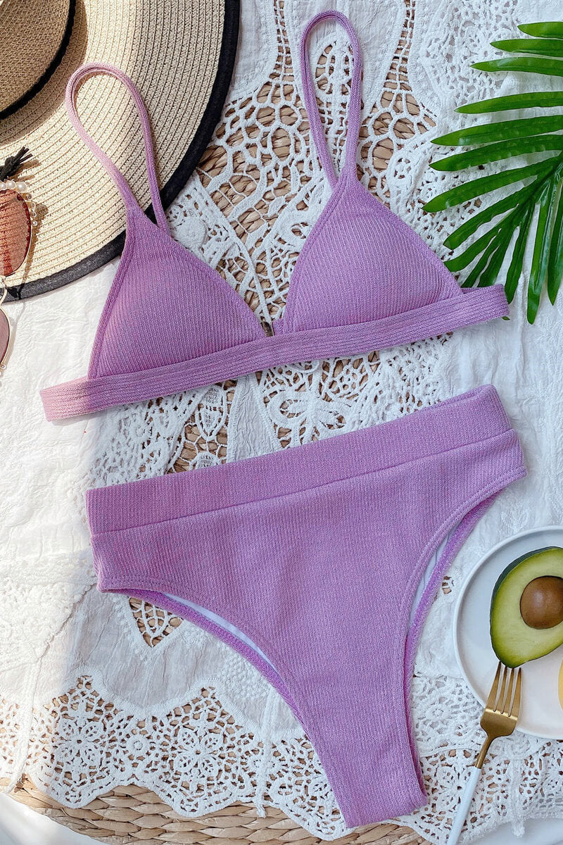 Bikini Dam Triangeltopp och Heta Byxor i Nylon-Spandex – Smickrande Badkläder för Strand och Pool 1