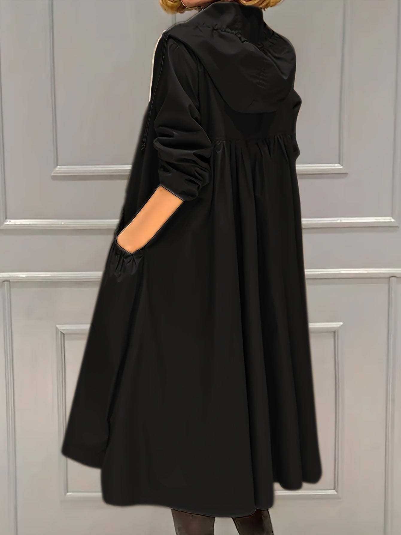 Lång Trenchcoat Dam i Vintage Stil av Högkvalitativt Tyg – Elegant och Tidlös Design 5