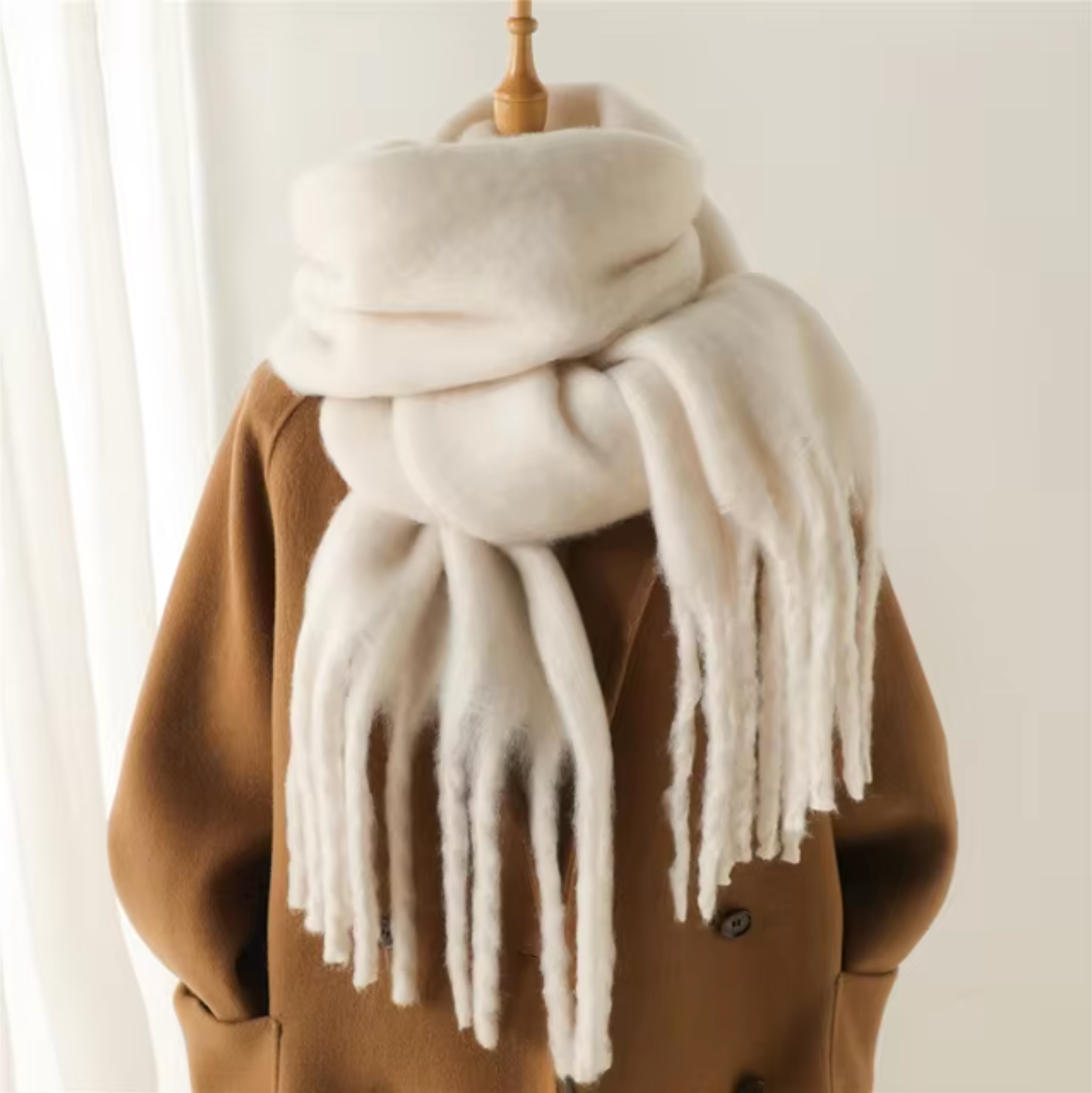 Vinterhalsduk för Kvinnor i Kashmirliknande Material med Långa Fransar – Elegant och Mångsidig Pashmina-design 2