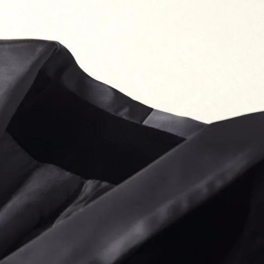 Dam Blazer i Sammet med Satin Detaljer – Klassisk Passform, Långa ärmar, Elegant och Tidlös Design 5