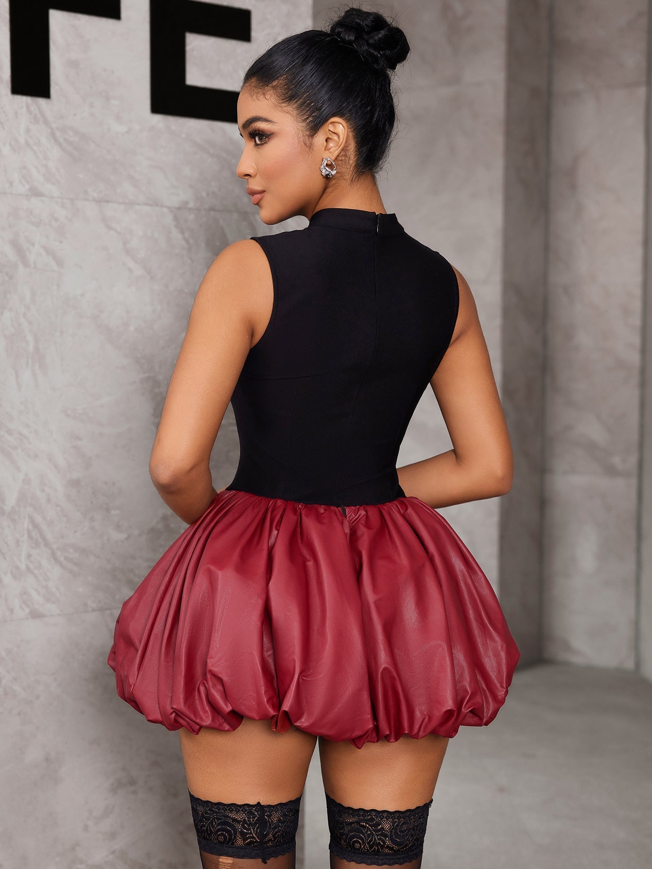 Damklänning Mini Färgblockad PU Läder Ärmlös Bubbelkjol-6