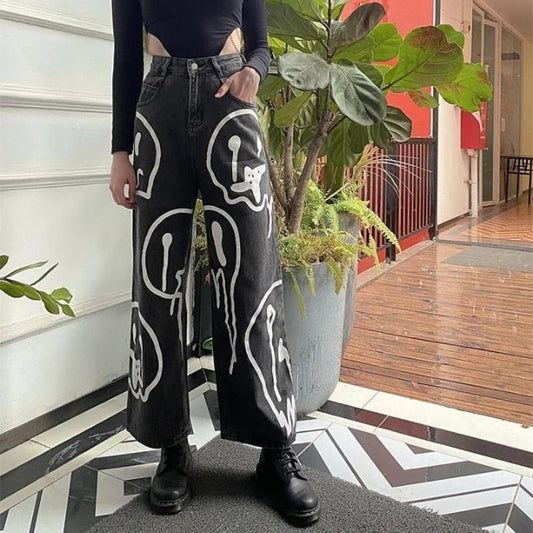 Dam Jeans Vidskuren Denim med Emoji-tryck-1