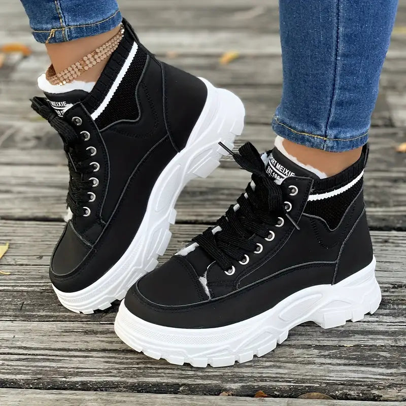 Dam Stövlar i Imitationsläder med Robust Sula och Slip-On Design – Komfortabla och Mångsidiga för Vardagligt Bruk 2