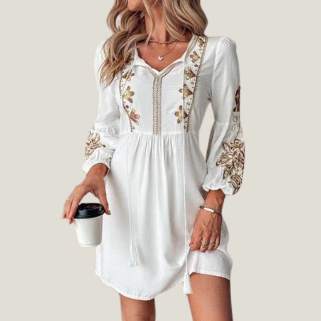 Vit Långärmad Klänning med Broderi och Spets – Långklänning Dam i Mjuk Polyester för Avslappnade Tillfällen 5