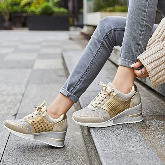 Kvinnor Sneakers Kilklack Syntetiska Material-1