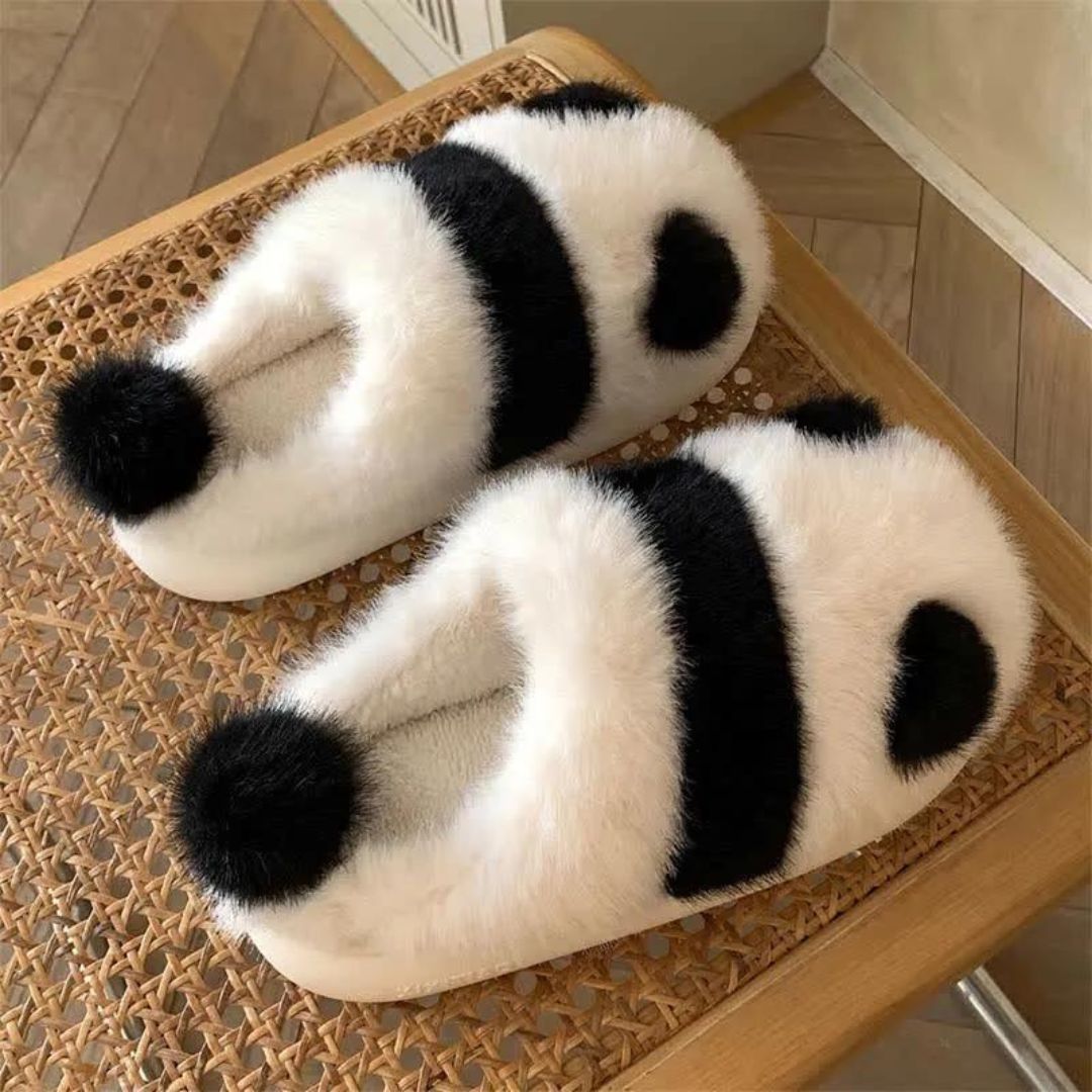 Mysiga Inomhus Tofflor Dam i Plysch med Tecknad Panda Design – Bekväma och Stilsäkra för Hemmet 2