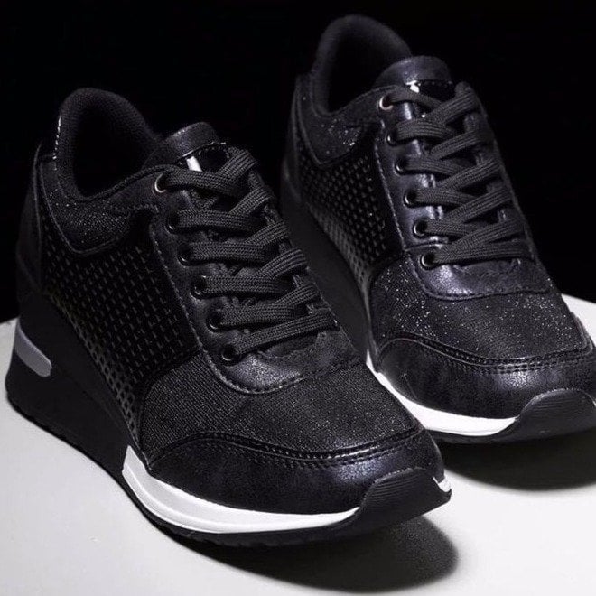 Kvinnor Sneakers Kilklack Syntetiska Material-2