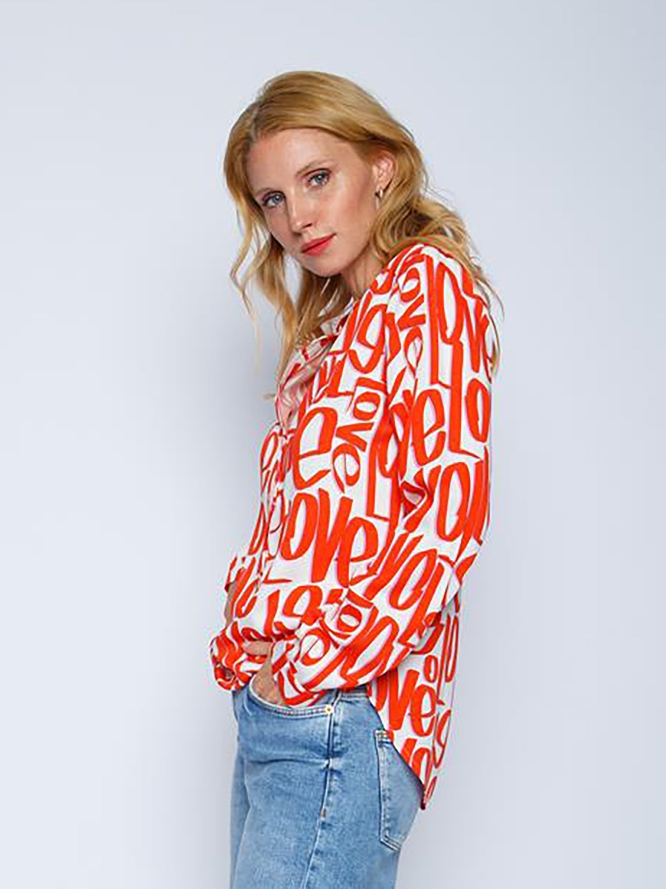 Dam Blus Trendigt Kärlekstryck Viskos med Stand-Up Krage-2