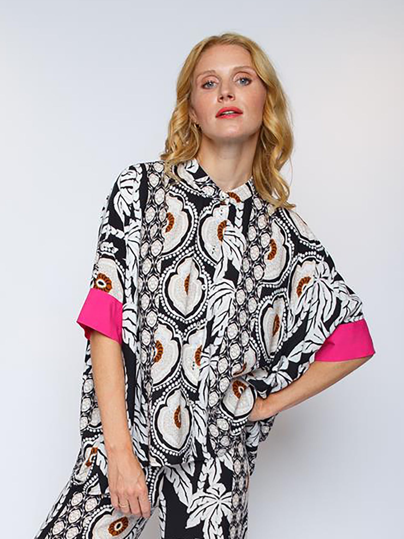 Dam Blus Etno Kylig Krage Viskos Rosa Leo Mönster-1