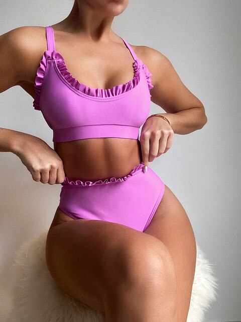 Dam BikiniuppsÀttning med Ruffles i Hög Kvalitet-1
