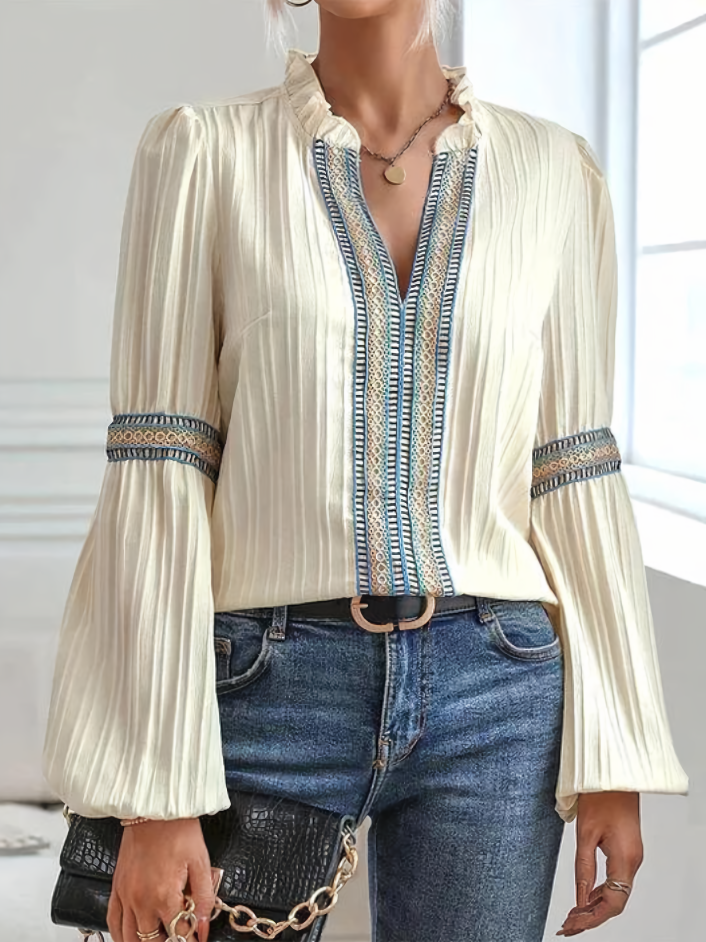 Elegant Vit Blus Dam i Polyester – Toppblus med Perfekt Passform för Vardag och Fest 4