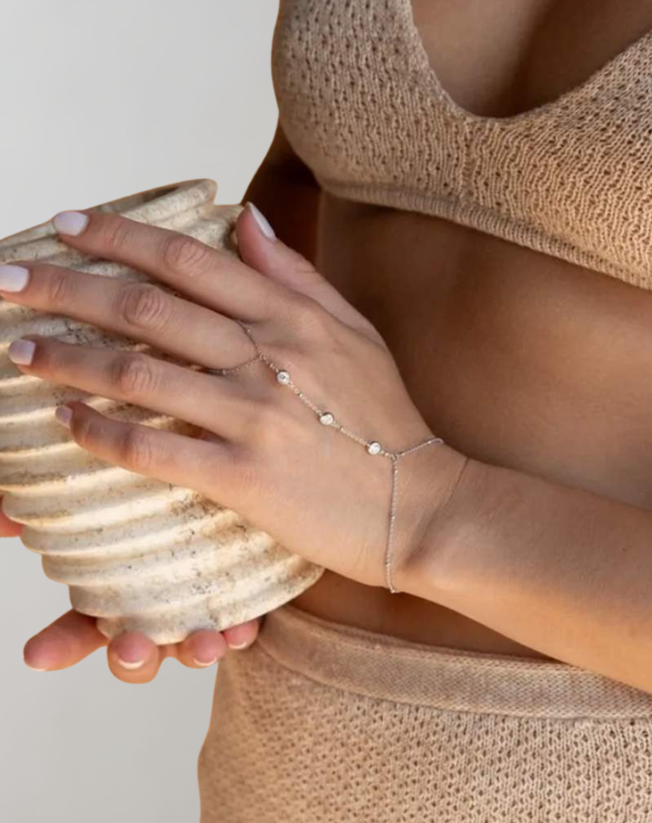 Kvinnors Guld Armband med Ring i 14K Guldplätering och Kristaller-2