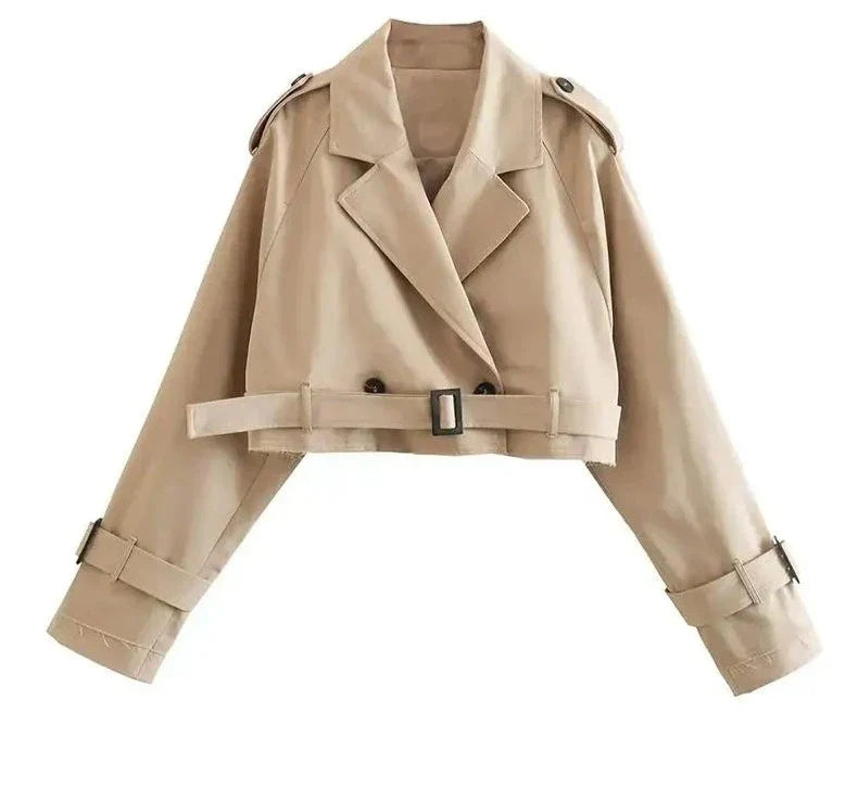 Kort Svart Kappa för Dam i Lätt Material – Stilren Trenchcoat med Knappstängning och Reversibel Krage 5