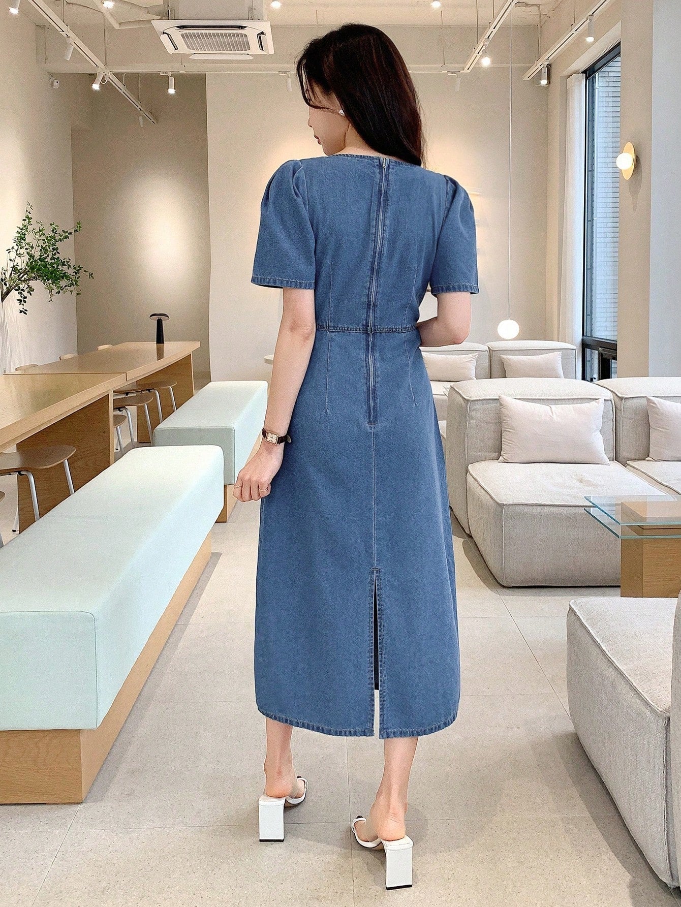 Kvinnors Kortärmad Klänning med Slits Puffärmar Denim 6