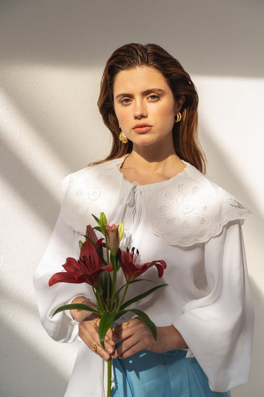 Dam Skjorta Romantisk Design Viskos med Broderad Krage 1