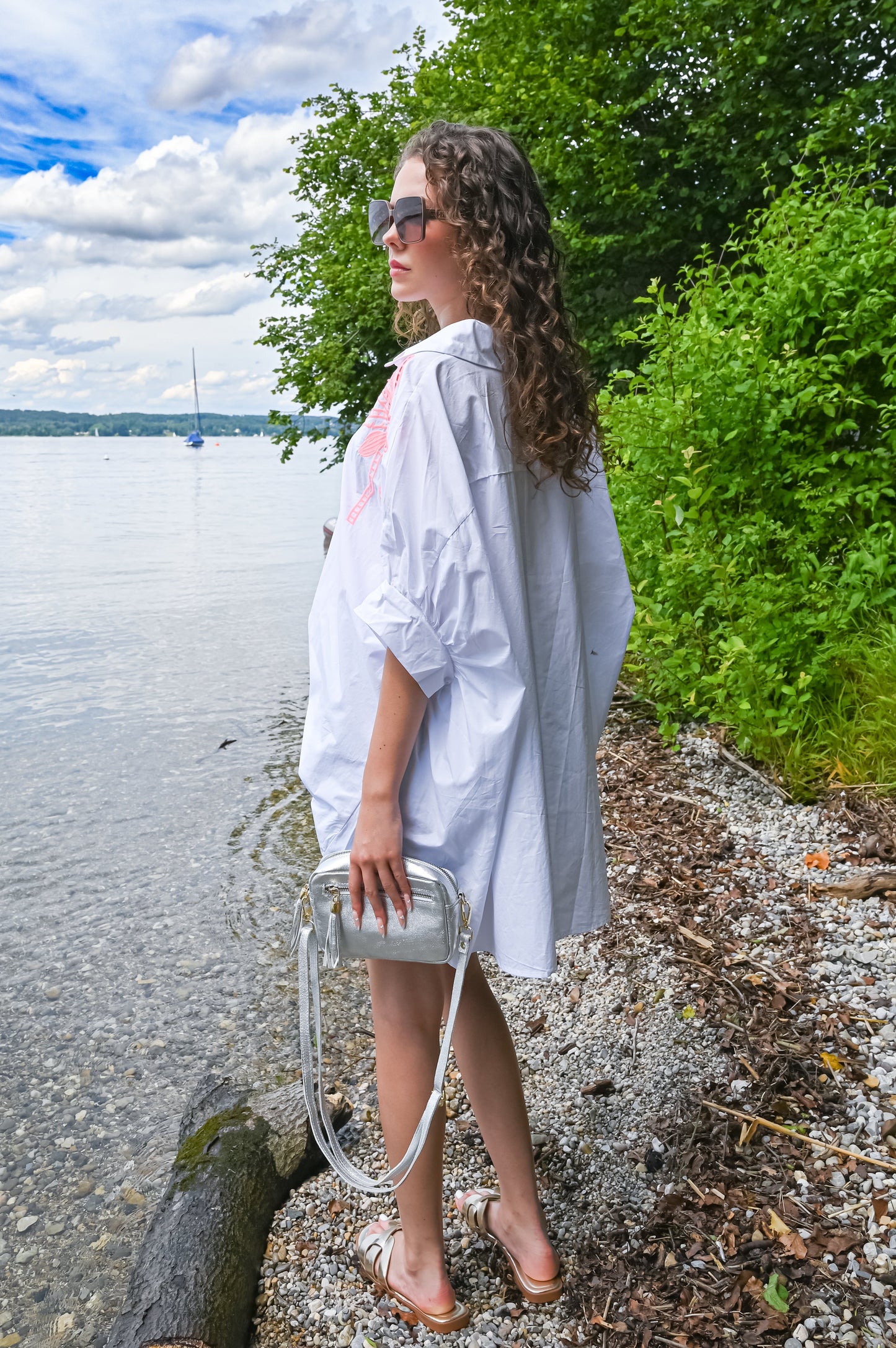 Dam Blus Bred Snitt med Palmbroderi 100% Bomull-2