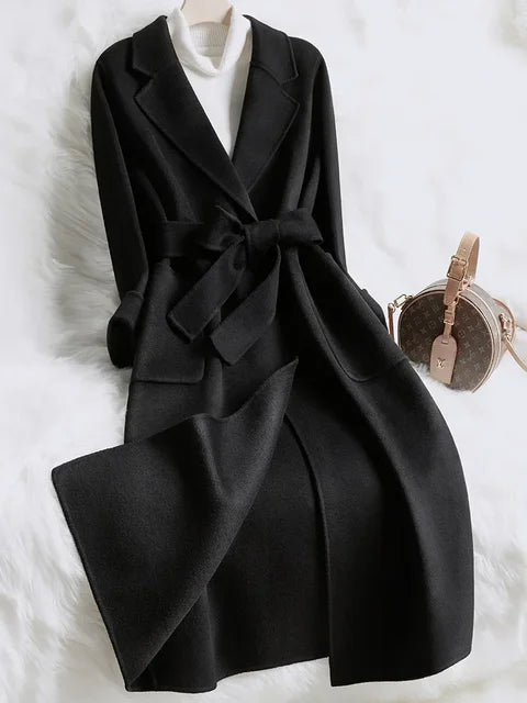Dam Kappa Elegant Ullmix med Turtleneck och Midjebälte 4