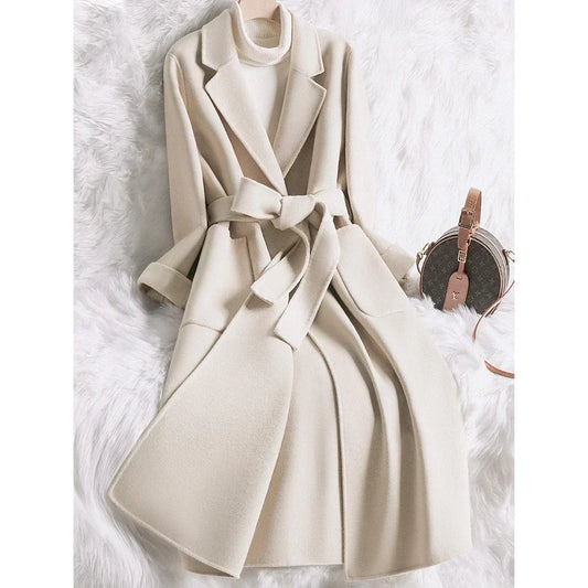Dam Kappa Elegant Ullmix med Turtleneck och MidjebÀlte 1