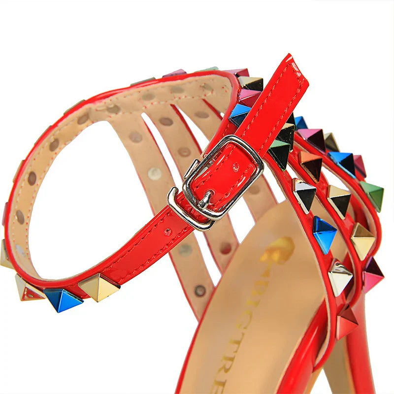 Dam Sandaler Bakre Rem PU-material Med Flytande Klackar-3