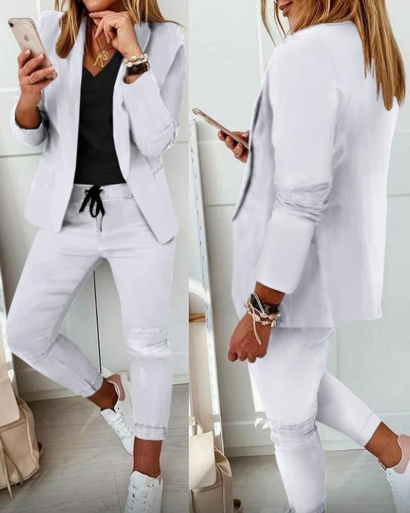 Elegant Dam Blazer Set i Sammet – Modern och Feminin Design, Mjuk och Stretchig, Perfekt för Arbete och Fritid, Finns i Flera Färger 10