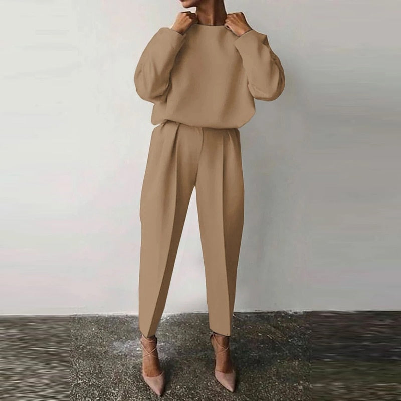 Kvinnors Tvådelad Dräkt i Polyester med Komfortabel Passform – Elegant och Modern Stil för Vardag och Fest 2