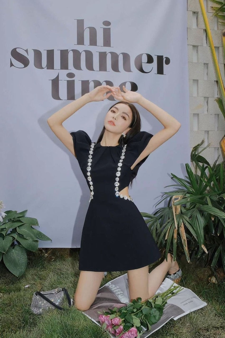 Kvinnors A-linjeformad Svart Miniklänning med Puffärmar i Bomull och Polyester-2