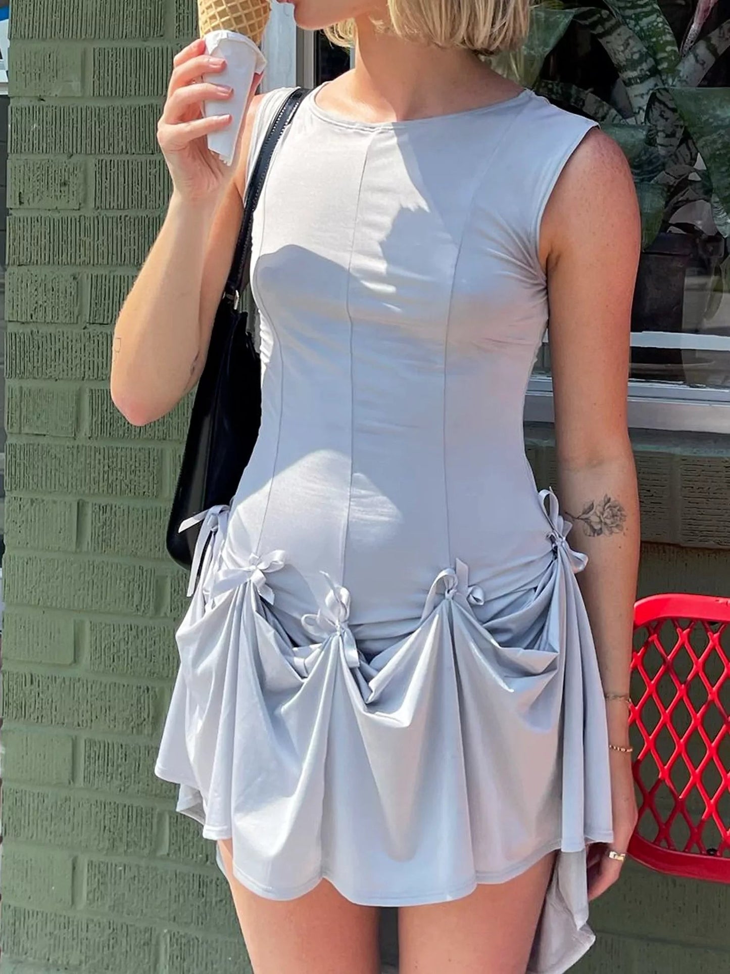 Kvinnors Miniklänning Draperad Polyester, Veckad Design för Eleganta Tillfällen 3