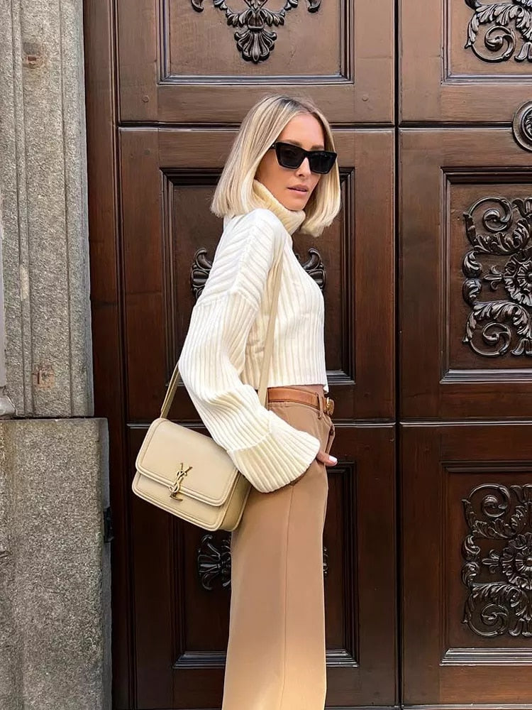 Stickad Dam Tröja Turtleneck i Mjukt Material med Långa Ärmar – Elegant och Bekväm för Vardagsbruk och Formella Tillfällen 2