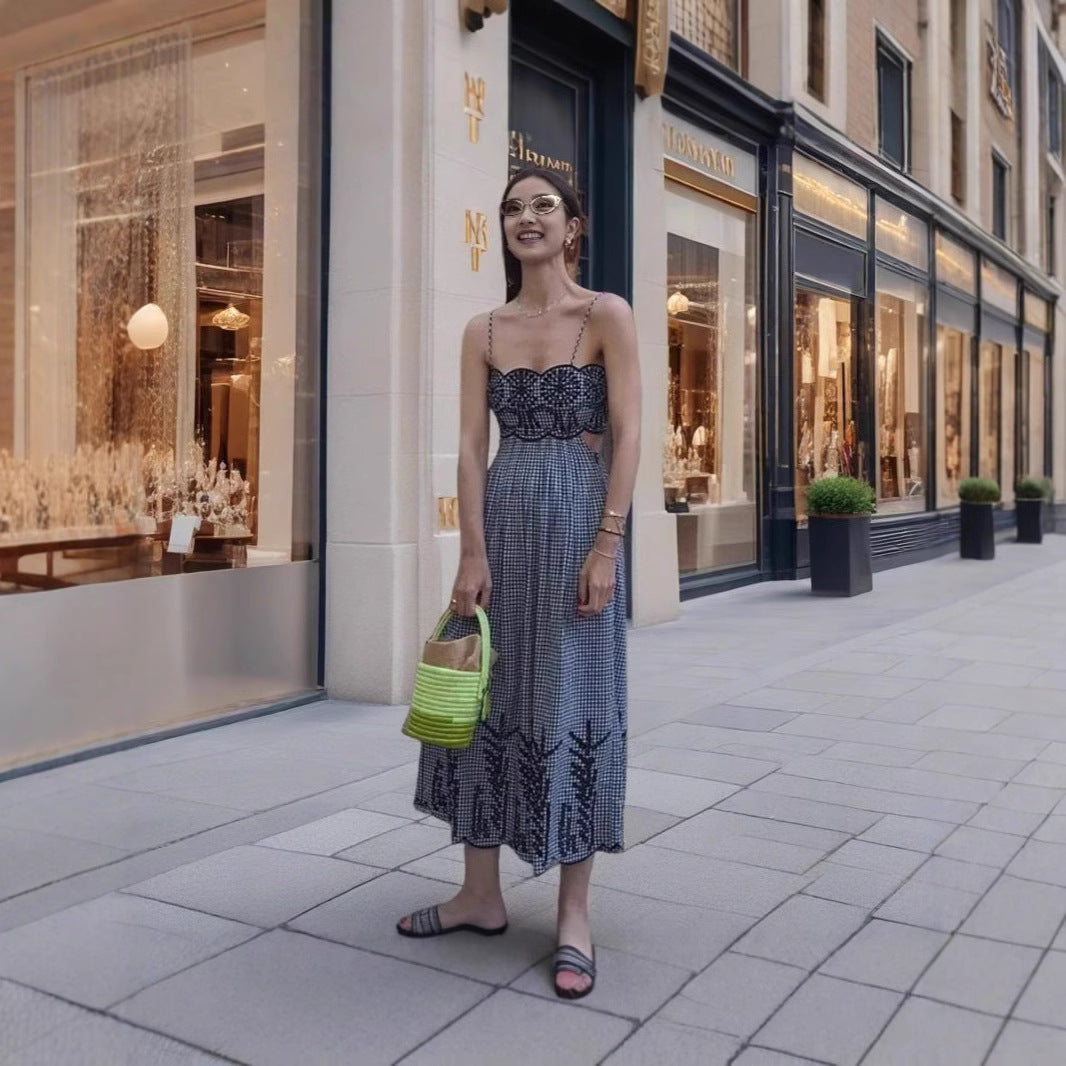 Lång Damklänning Med Broderi – Elegant Polyester Slip Dress För Fina Tillfällen 4
