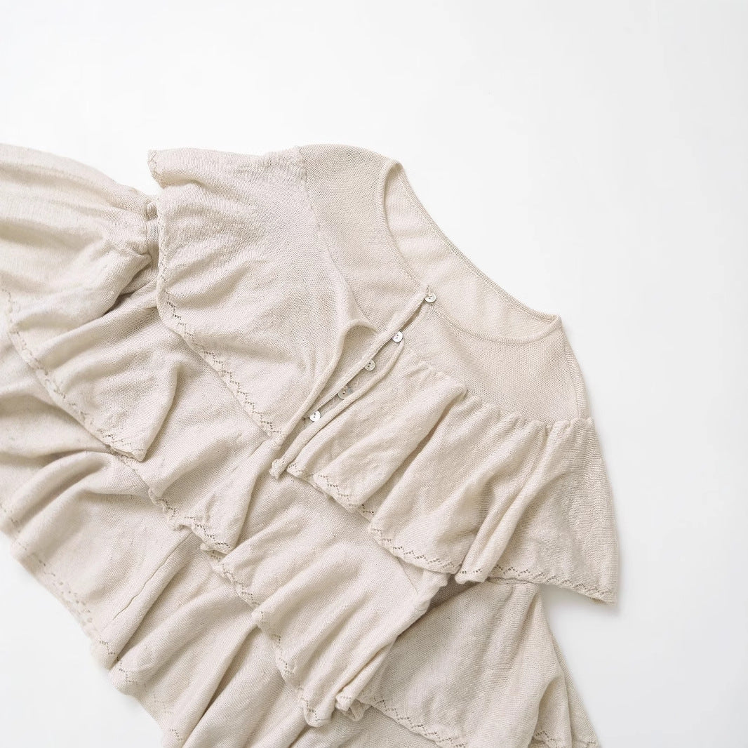 Kvinnors Ruffle Topp med Omfattande Ärmar – Andningsbart Tyg, Charmiga Knappstängningar, Elegant och Mångsidig Design 3