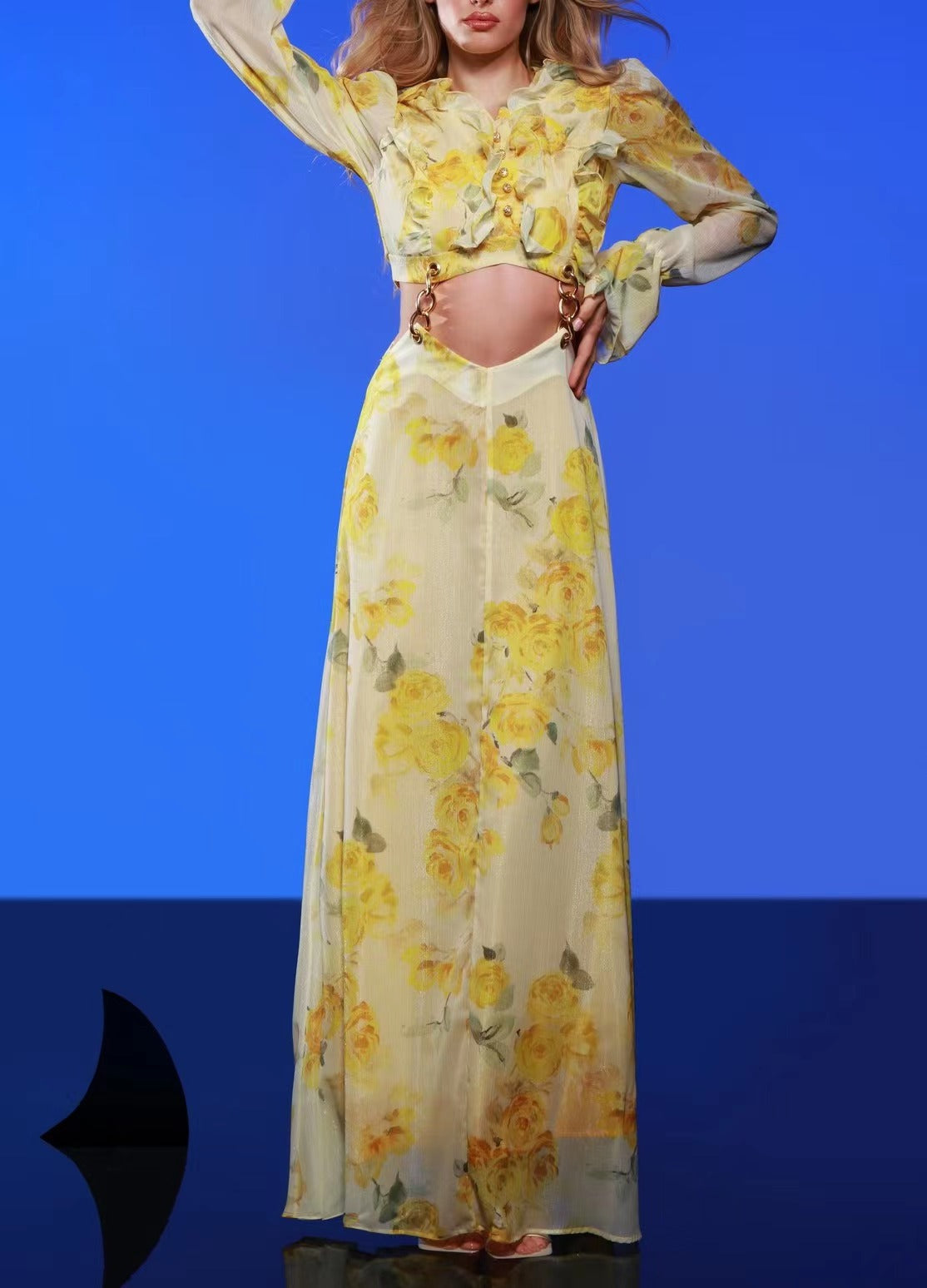 Eleganta Damklänning med Lång Kjol och Tryckta Ärmar – Axelbar Polyester Klänning i Gul 2