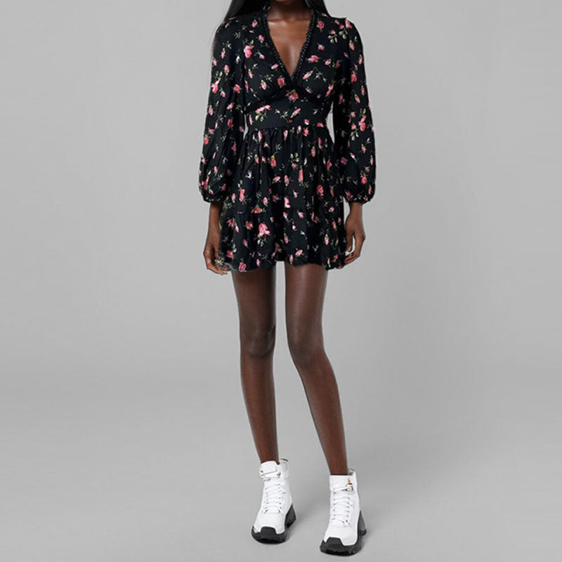 Variant image for Kvinnor Kort Klänning V-hals Spets Polyester-61