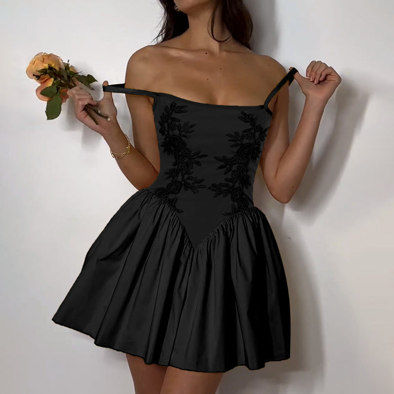 Svart Glittrig Miniklänning med Bustier Topp och Voluminös Kjol – Elegant Festklänning för Kvinnor 7