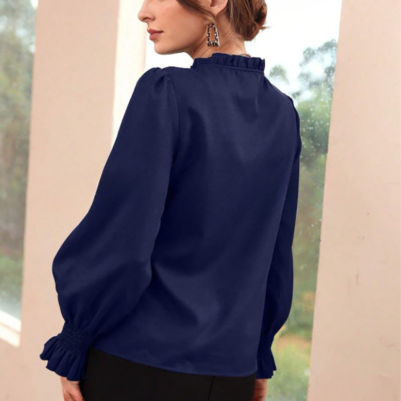 Variant image for Dam Skjorta Långärmad Satin V-hals Klockärmar-6