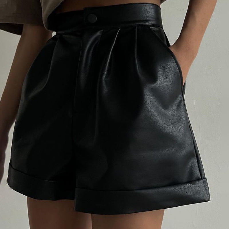 Högmidjade Shorts i Läderutseende med Knappstängning och Bältesslingor – Trendiga Damshorts för Elegant och Avslappnad Stil 2