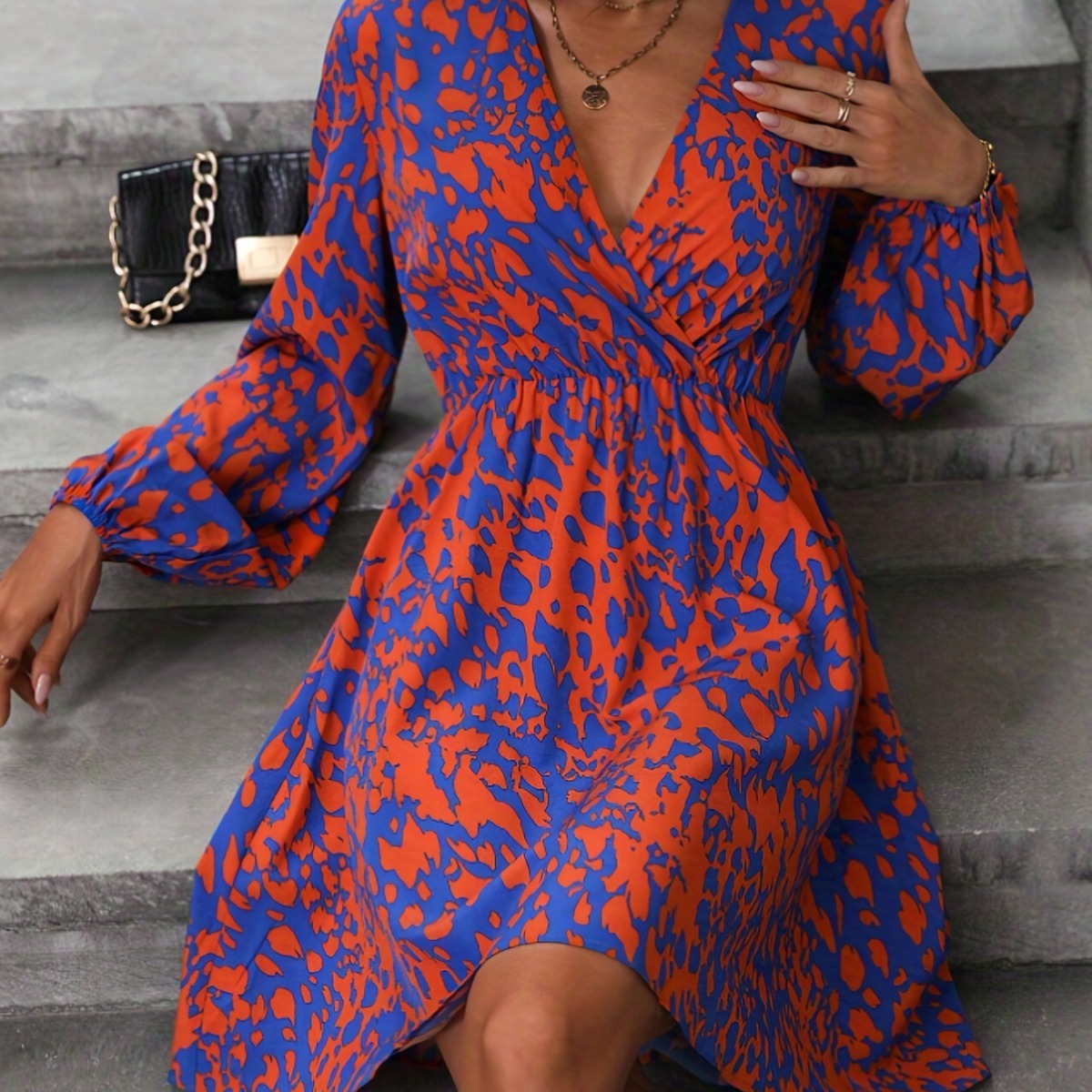 Kvinna A-Line Klänning V-ringning Polyester med Lyktärmar-2