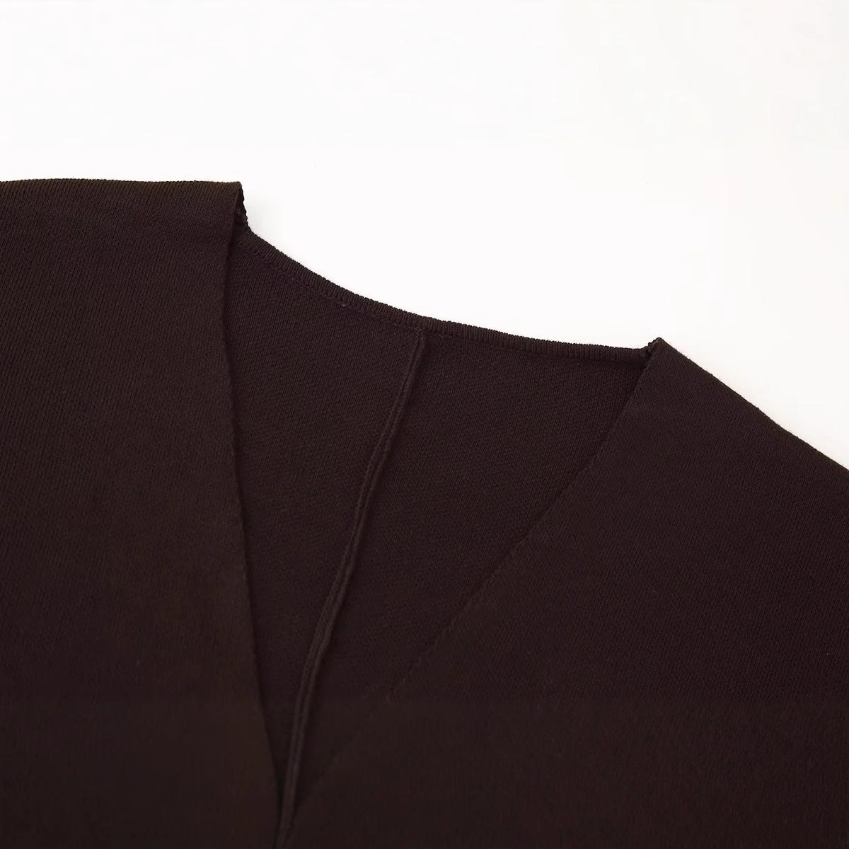 Kvinnors Cardigan V-ringning Mjuk Andningsbar Fiber med Knappdetaljer 3