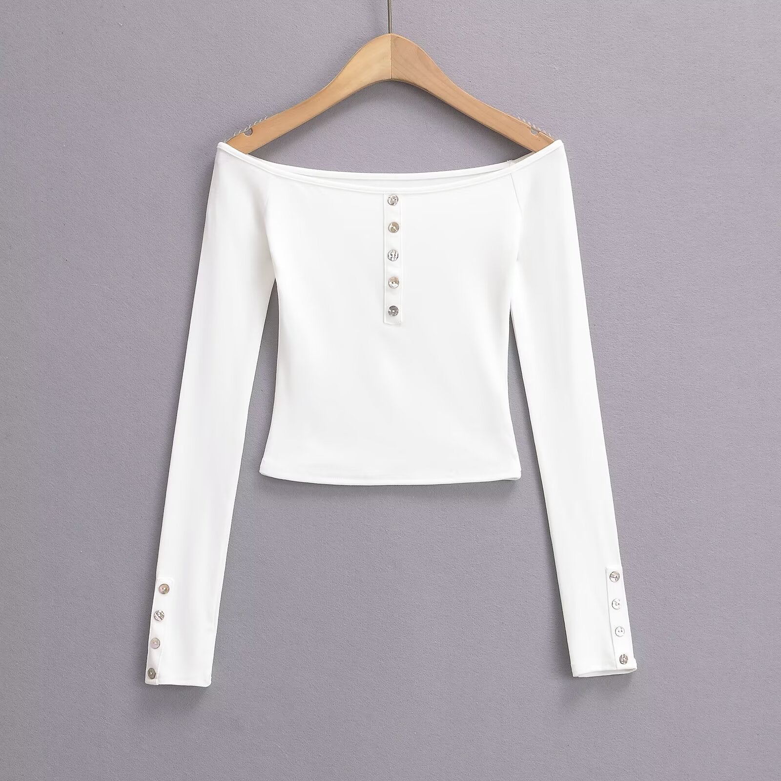 Kvinnors Off-Shoulder Topp med Knappdetaljer i Mjuk Blandning – Elegant Festtop, Normal Passform, Maskintvättbar 8