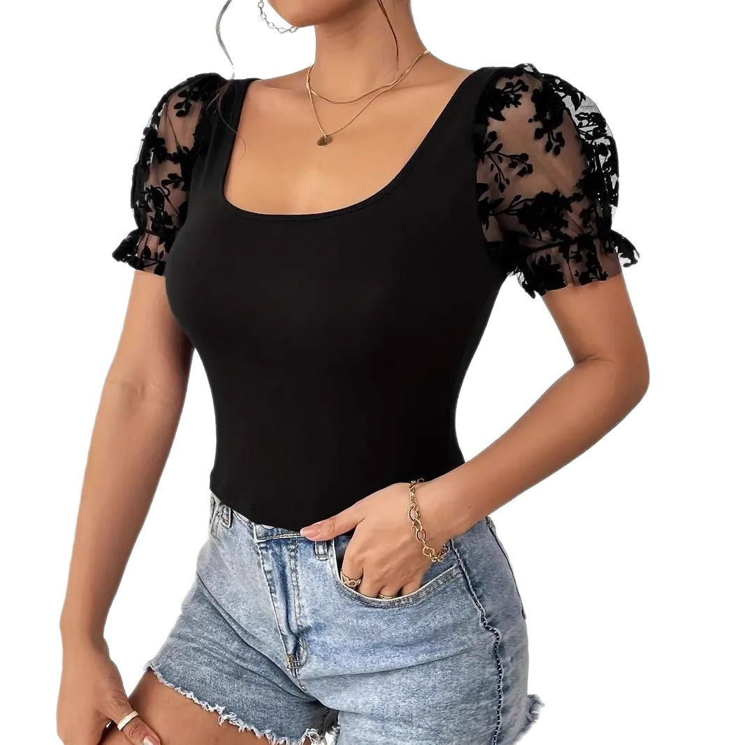 Damkropp med Transparenta Tyllärmar och Blommiga Detaljer – Elastisk Tröja med Rund Halsringning 4