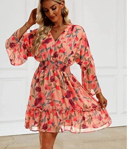 Elegant Blommaklänning för Dam i Lätt Material med Breda Ärmars Design - Perfekt för Sommar och Festliga Tillfällen 1