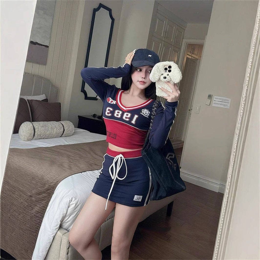 Kvinnors Set med Kort Kjol och Långärmad Topp i Spandex-5