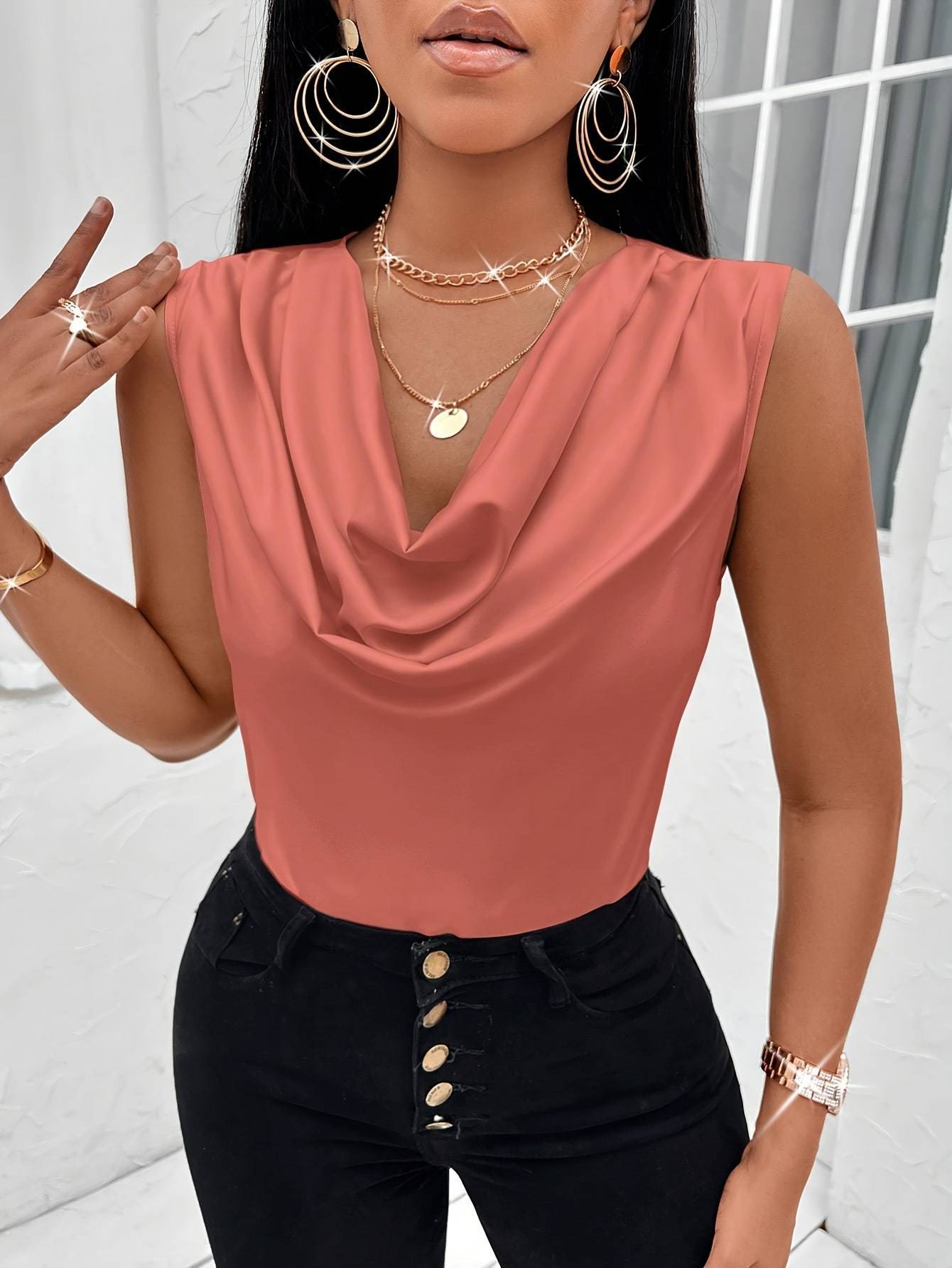 Elegant Festtopp med Samlad Hals i Mjukt Tyg – Perfekt för Vardag och Fest, Finns i S-XL 8