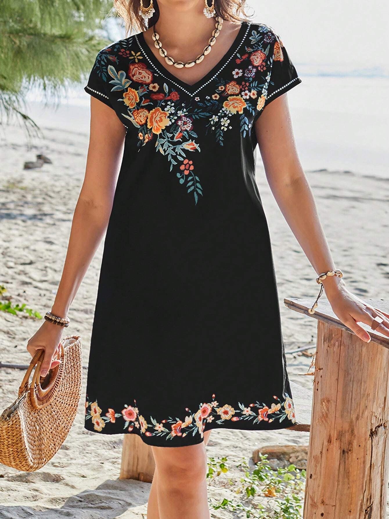 Variant image for Kvinnor V-ringad Klänning Korta Ärmar Polyester Löst Midja-1