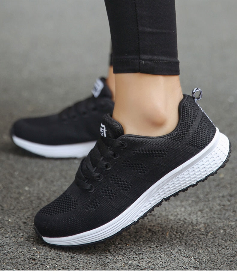 Kvinnors Sneakers Sportig Design Andningsbart Material-1