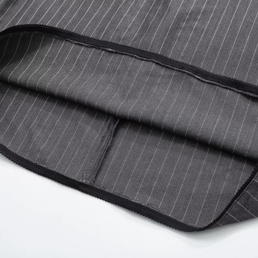 Fyrkantig Halsringning Festtopp Dam i Mjuk Lycra – Perfekt för Sommarens Festligheter 5