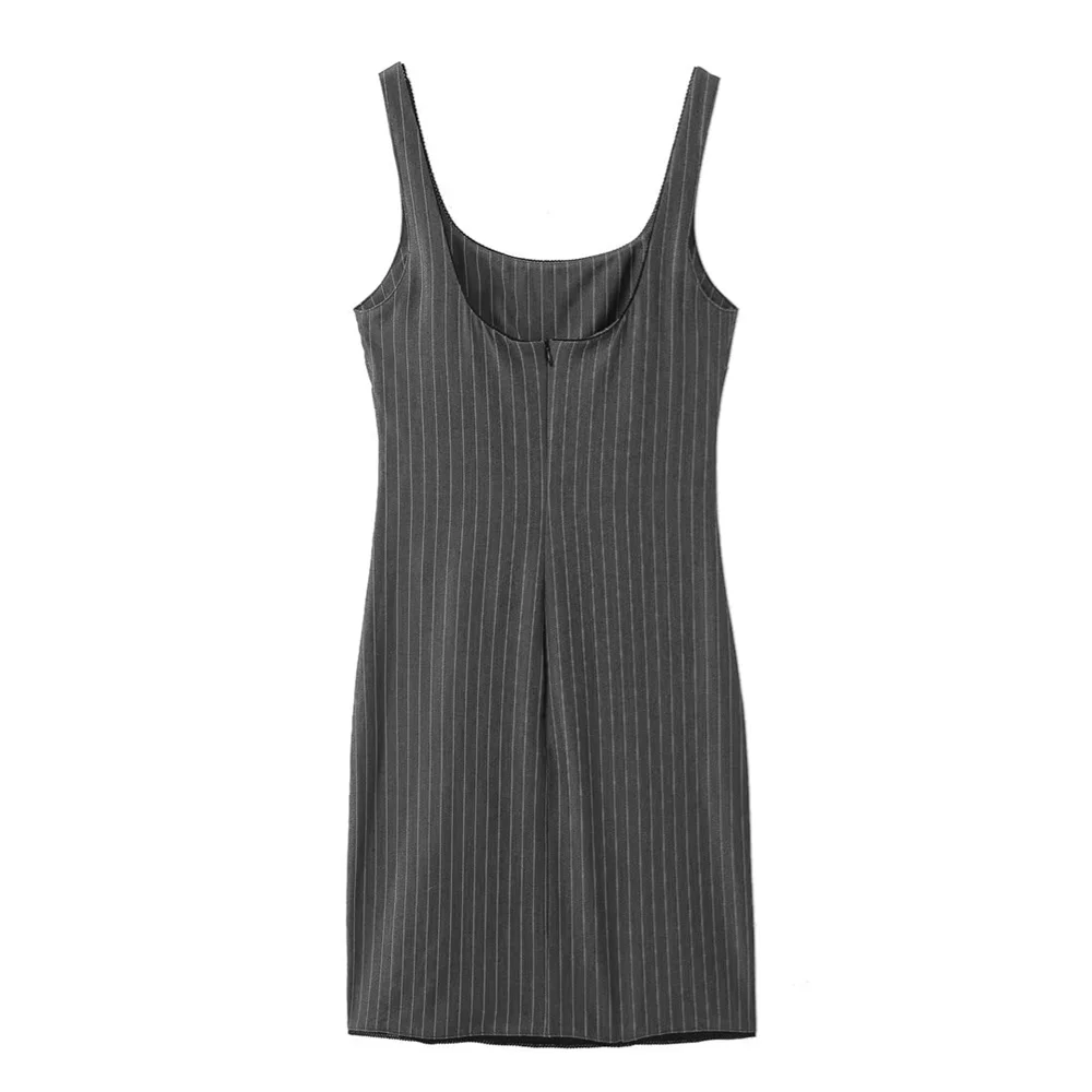 Fyrkantig Halsringning Festtopp Dam i Mjuk Lycra – Perfekt för Sommarens Festligheter 2