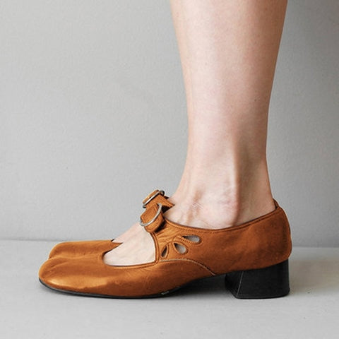 Kvinnors Högklackade Skor Vintage Stil Elegant Syntetisk Material-1